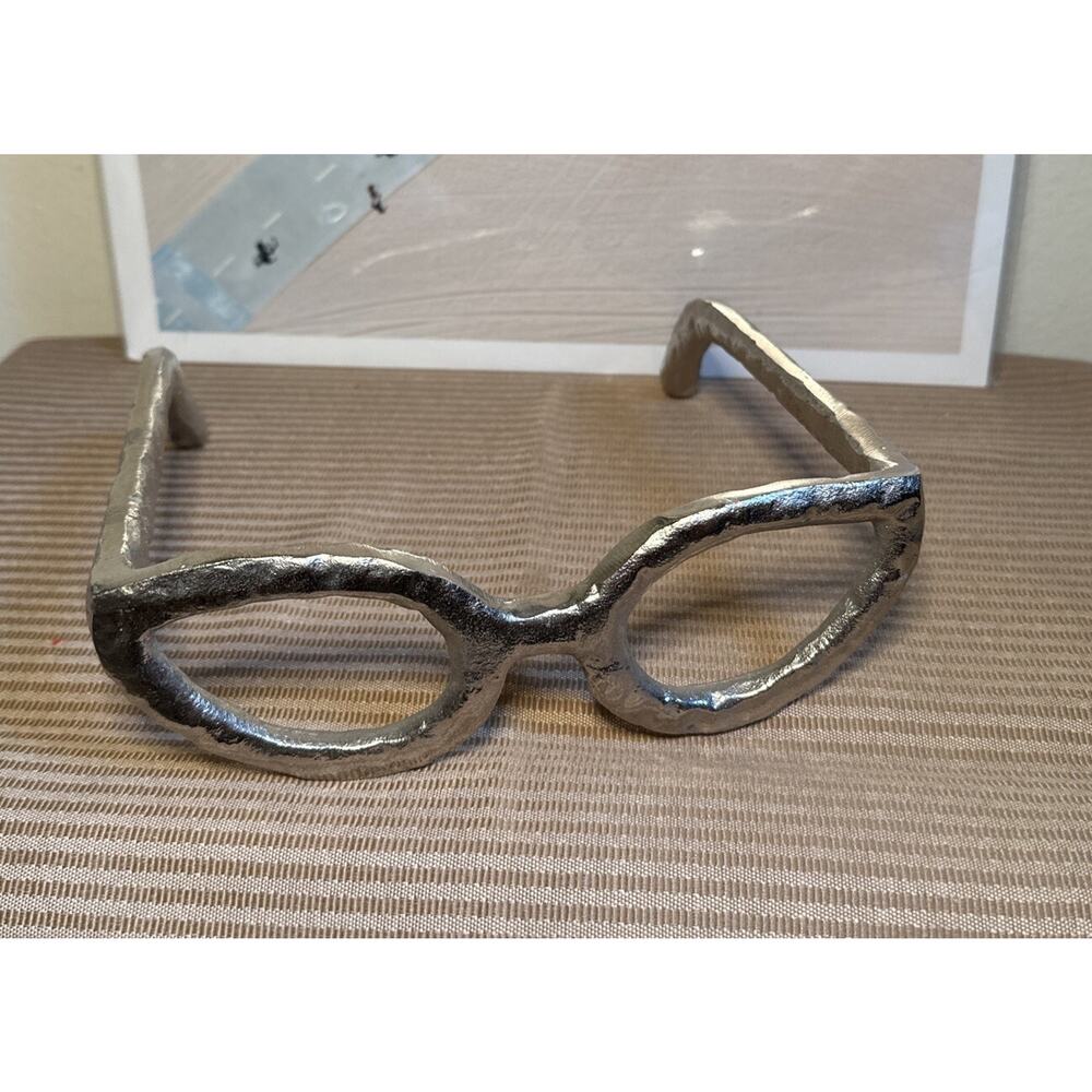 *Silver Tone Hammered Metal Eye Glasses Sculpture Art Large 7.5”x7.5”x 2.5”
